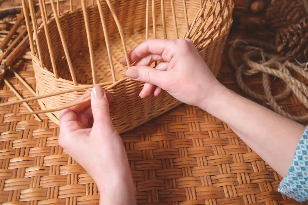 What are the basic techniques for beginner basket weaving?